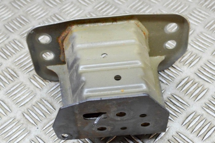 Absorbant de șoc dreapta TOYOTA C-HR _X1_ 2020 15520323