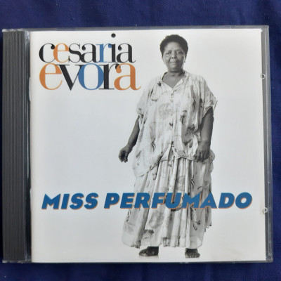 Cesaria Evora - Miss Perfumado _ cd,album _ Lusafrica, Franta, 1992 _ NM/NM foto