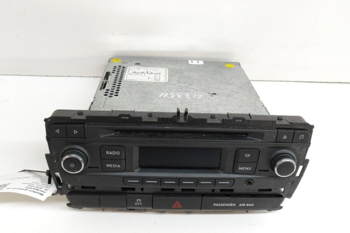 Unitate radio CD SEAT IBIZA IV 6J5, 6P1 2014 OEM: 6J0035156 23871698