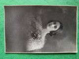 fotografie ,distinsa doamna .Fotografie tip carte postala