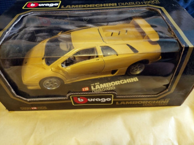 Macheta auto Lamborghini Diablo, 1:18, metalica (Bburago) foto