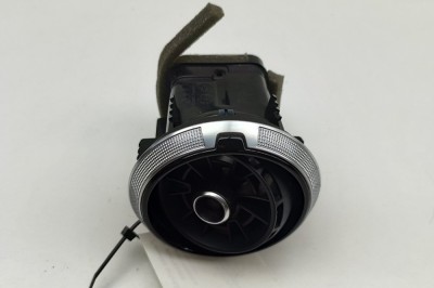 Gura de ventilație planșa de bord AUDI A3 Limousine 8VS, 8VM 2018 OEM: 81A820901F 30783489 foto