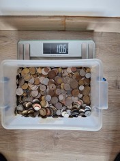 LOT peste 2000 MONEDE STRAINE (10 Kg)