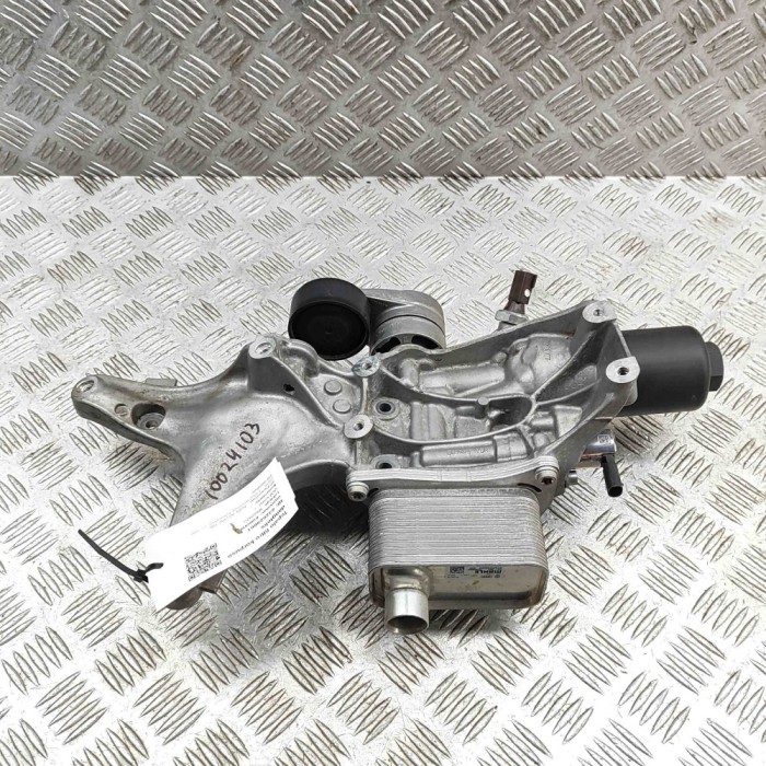 Carcasa filtru de ulei AUDI A6 4A2, C8 2022 OEM: 06Q903143E,06Q117021E,06Q903133E 32629061