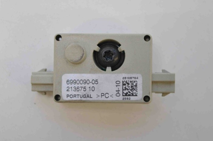 Amplificator de antena BMW 5 Touring E61 2006 OEM: 6990090-05