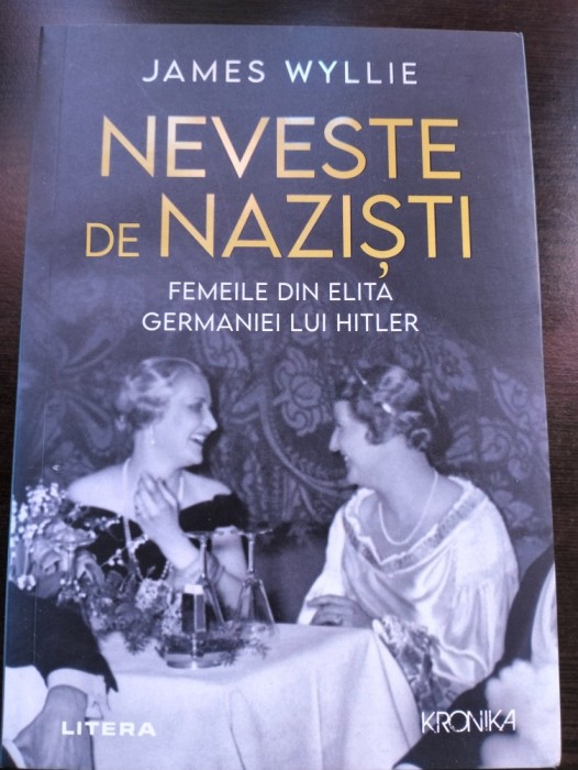 Neveste de nazisti - James Wyllie