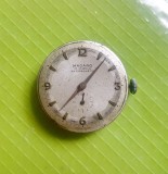 F605- Ceas Madaro militar cu gradatii 15 Rubine nefunctional antimagtnetic Swiss. Alama argintata uzata.