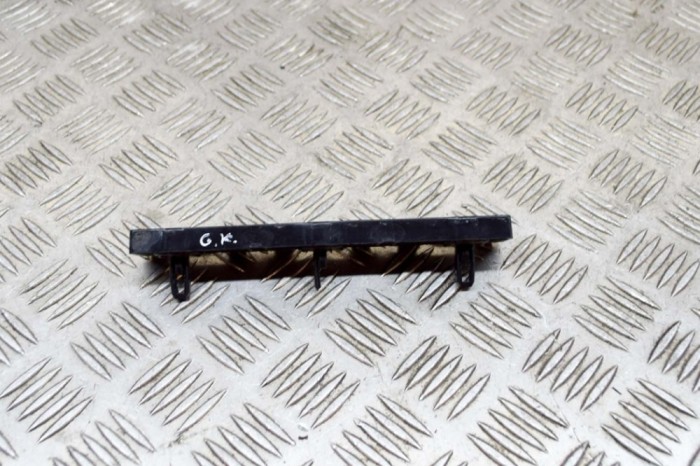 Suport prag lateral st&acirc;nga spate TESLA MODEL S 2016 OEM: 1003691-00-B 13948113