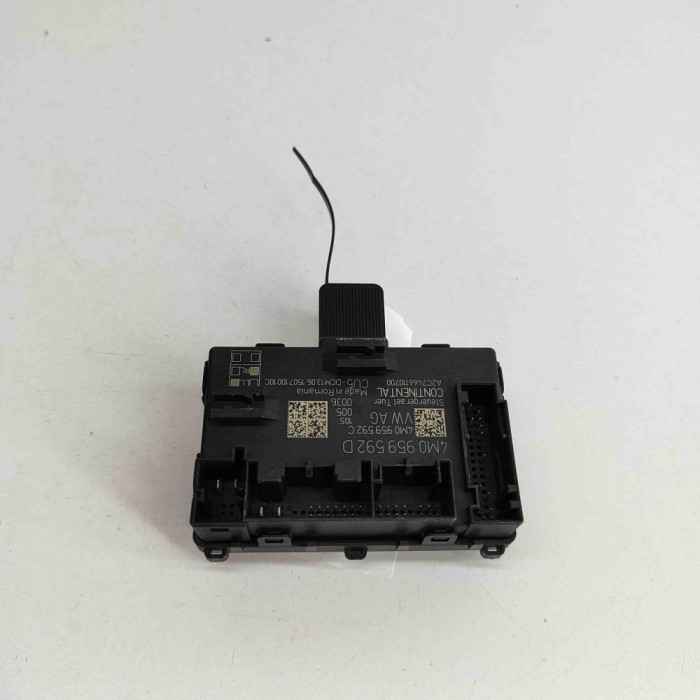 Modul de control ușă st&acirc;nga față AUDI Q7 4M 2016 OEM: 4M0959592D,4M0959592C,A2C7466110700 25839950