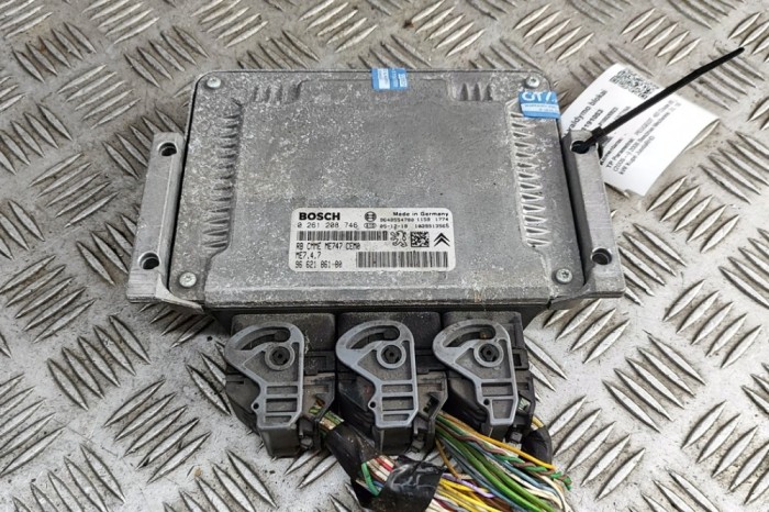 Unitate de control motor PEUGEOT 407 Coupe 6C_ 2006 OEM: 9662186180,0261208746,9648554780 31191053