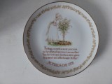 Farfurie portelan 1978 comemorativa Ziua Mamei, vintage designed by Holly Hobbie Day Plate Commemorative Edition