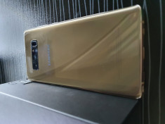 Vand telefon Samsung Galaxy Note 8 Auriu foto