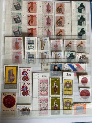 Lot de 42 de timbre instrumente muzicale Germania foto