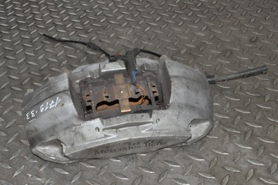 Etrier de fr&amp;acirc;nă dreapta față MERCEDES-BENZ C W205 2015 11704081 foto