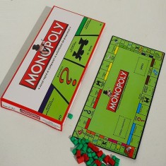 Monopoly Clasic in Limba Romana, Joc de Societate foto