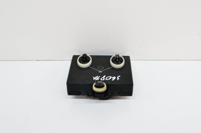 Modul de control ușă dreapta față AUDI A5 Sportback 8TA 2013 OEM: 8T0959793Q,8T0959793F,P10093882 | 14869967