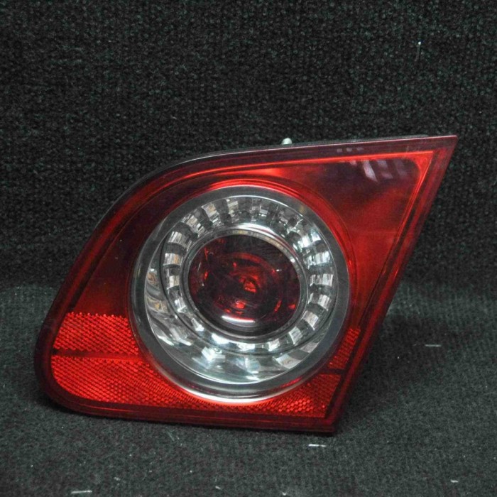 Lampa haion dreapta VW PASSAT B6 3C2 2006 OEM: 3C5945094F