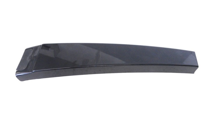 Ornament vertical ușă dreapta spate VW TOUAREG 7LA, 7L6, 7L7 2009 OEM: 7L6853318D 17738766