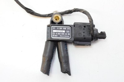 Senzor de presiune DPF MERCEDES-BENZ C W205 2015 OEM: A6429050200,0281006214 2207090 foto