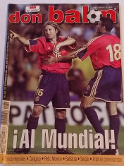 Revista fotbal - &amp;quot;DON BALON&amp;quot; (03.09.-09.09.2001) poster jucatorul ZIDANE foto