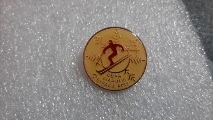 Insigna Cupa Ziarului Steagul Rosu la schi