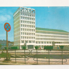 CA17 -Carte Postala- Targoviste, Palatul Administrativ, circulata 1973