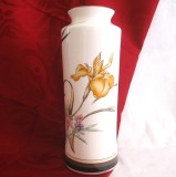VAZA PORTELAN JAPONEZ KYOEI DECOR FLORAL CU IRISI 22 CM