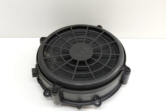 Difuzor ușă dreapta față AUDI E-TRON GT 2022 OEM: 4J3035415 30763730