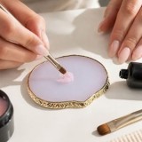 Paletă de amestecare acrygel, formă rotundă neregulată, alb cu detalii aurii, CMCLASS