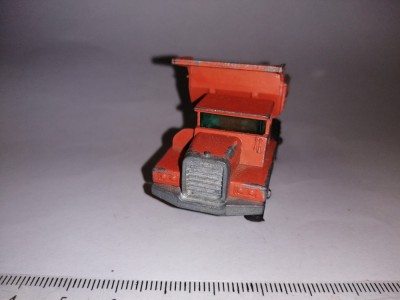bnk jc Matchbox 28d Mack Dumper foto