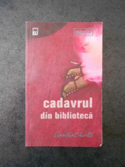 AGATHA CHRISTIE - CADAVRUL DIN BIBLIOTECA foto