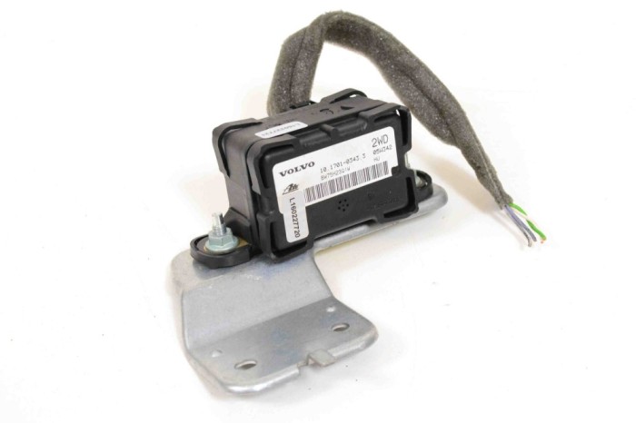 Senzor de accelerație VOLVO V70 II SW 2005 OEM: 30667459 | 2871983