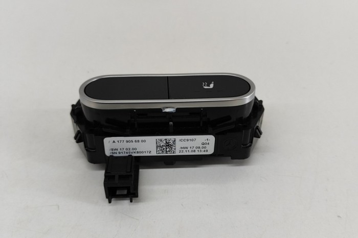 Comutator &icirc;ncălzire scaun MERCEDES-BENZ CLA Coupe C118 2023 OEM: A1779056800 | 24249596