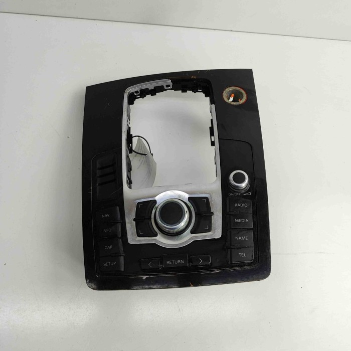 Buton de control navigație AUDI Q7 4L 2007 OEM: 4L0919610 29771779