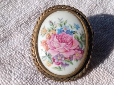 LIMOGES BROSA BUCHET de FLORI pictata manual pe PORTELAN splendida SEMNATA manopera EXCEPTIONALA stare IMPECABILA FRANTA aprox 1920