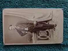 SUPERBA fotografie , anii 1870,atelier celebru ,T S HITROW-PLOESTI.Comunitatea Aromanilor . Distinsului domn TICOPULO .de colectie .