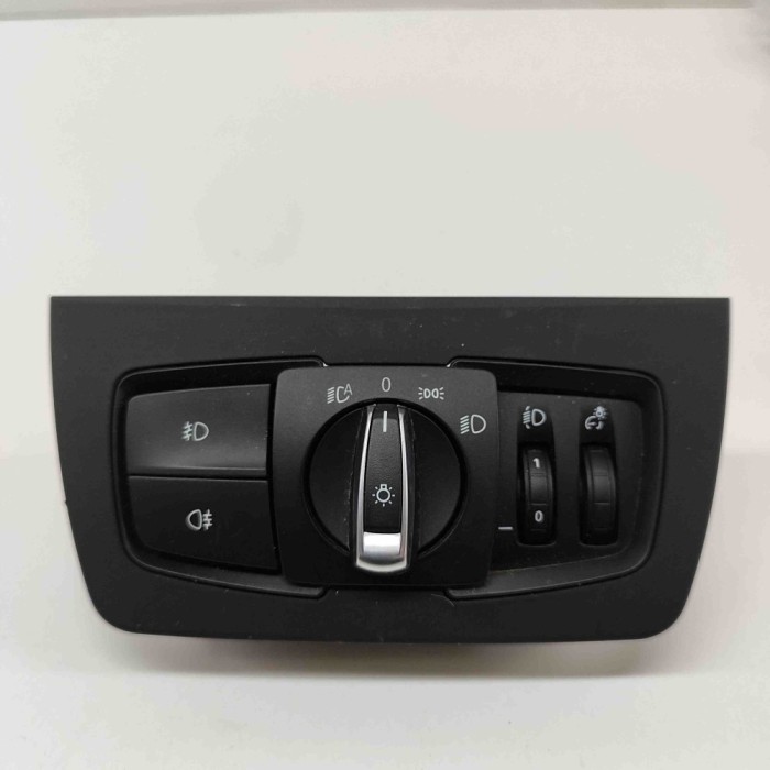Modul de control comutator faruri BMW 3 F30, F80 2015 OEM: 9393949 22308458