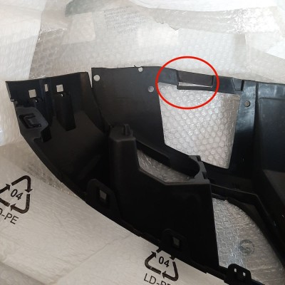 Spoiler bara fata fata Vw Touareg (7p5), 04.2010-, 7P6807061 COLT RUPT foto