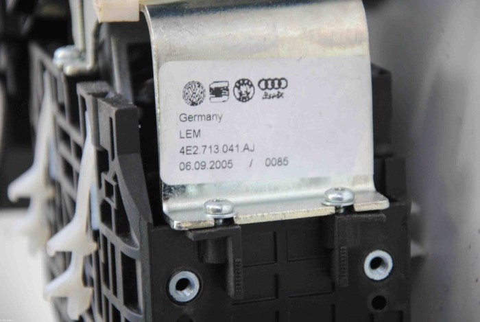 Timonerie cutie de viteze AUDI A8 D3 4E2, 4E8 2005 | 1356278