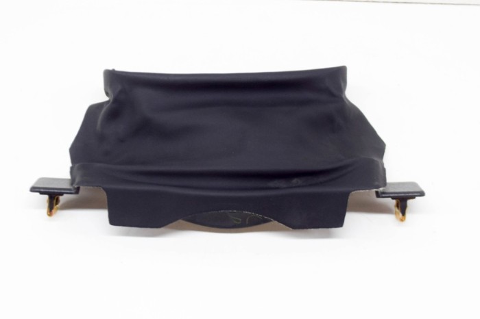 Ornament mecanism de direcție TESLA MODEL S 2018 OEM: 1002328-00-C 13690348