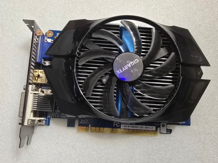 Placa video GIGABYTE GT 740 OC 2GB GDDR5 128bit (GV-N740D5OC-2GI) rev. 1.0