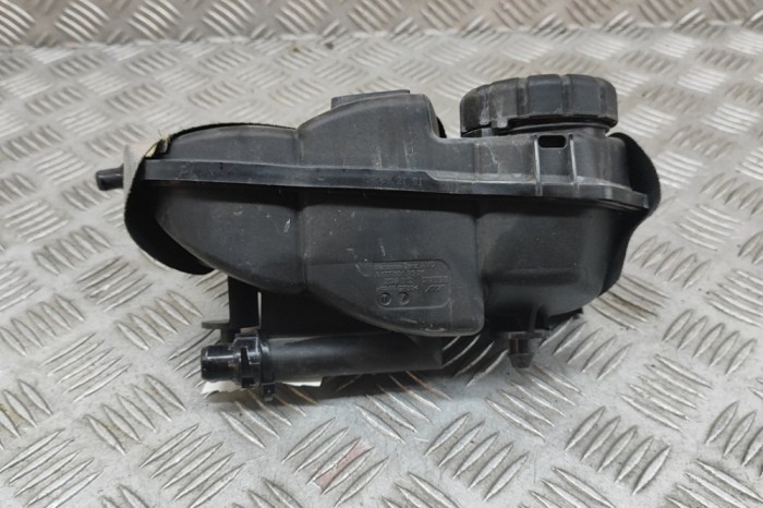 Vas de expansiune MERCEDES-BENZ GLS X167 2022 OEM: A1775013301 29071587