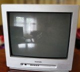 VAND TV CRT PANASONIC perfect functional cu telecomanda