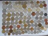 Lot 111 Monede Straine Diferite Toate Continentele: Algeria, Argentina, Australia, Maroc, Zimbabwe, Canada, China, Japonia, etc.
