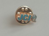 QW9 N7 62 - insigna - JCI, Europa