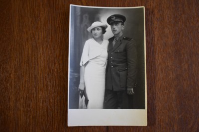 fotografie tematica militari/ armata romana militar cu sotia Maksay Galati 1934 foto