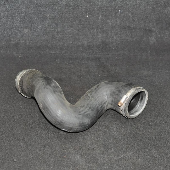 Furtun intercooler dreapta AUDI A4 8E2, B6 2001 OEM: 3B0145834D 1794222