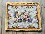 FATA DE PERNA VINTAGE DECORATIVA DIN CATIFEA CU MODEL CUSUT MANUAL
