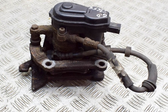Etrier de fr&acirc;nă dreapta spate AUDI A5 Cabrio 8F7 2013 OEM: Cabrio | 20293940