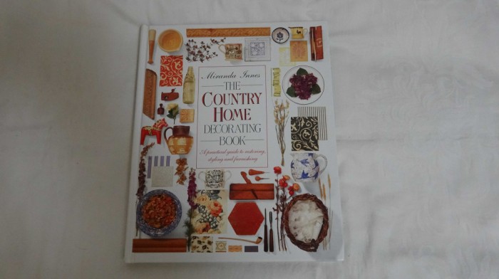 Miranda Innes - The Country Home - Decorating Book - 1994 - Nou